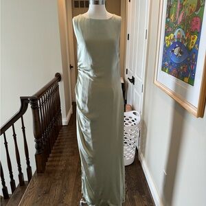 Elegant Green Sleeveless Dress